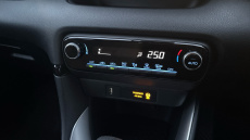 Toyota Yaris 1.5 Hybrid Icon 5dr CVT Hybrid Hatchback